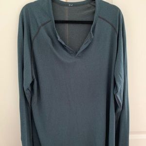 Men's Lululemon long sleeve